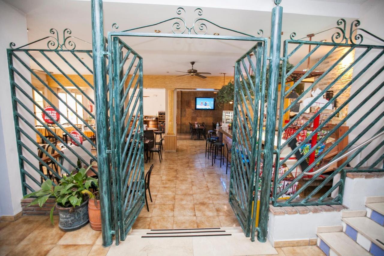 Hostal La Ermita Nerja Kültér fotó